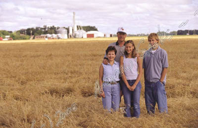 Farm family, MN